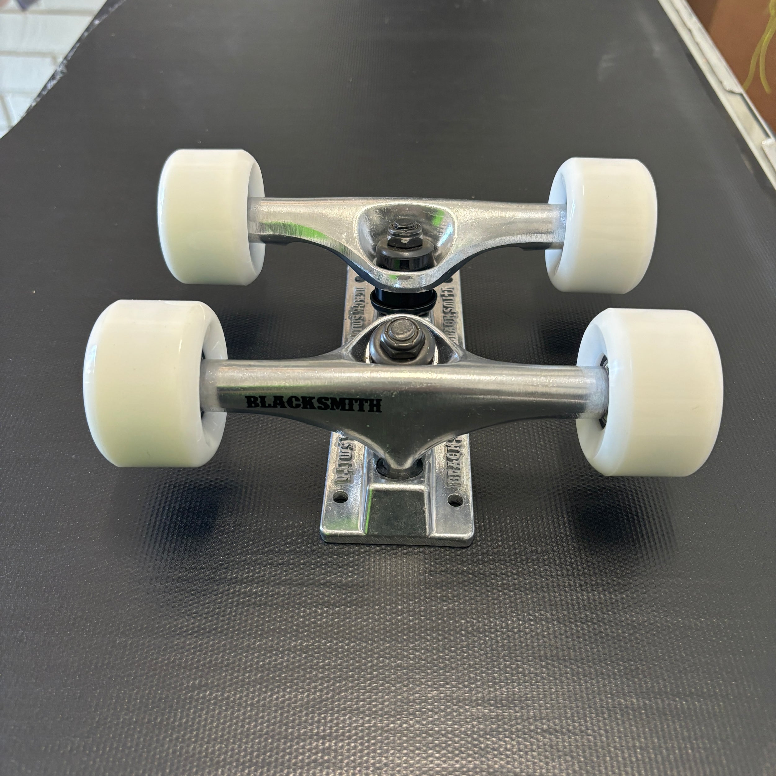 complete skateboard setup trucks and wheels